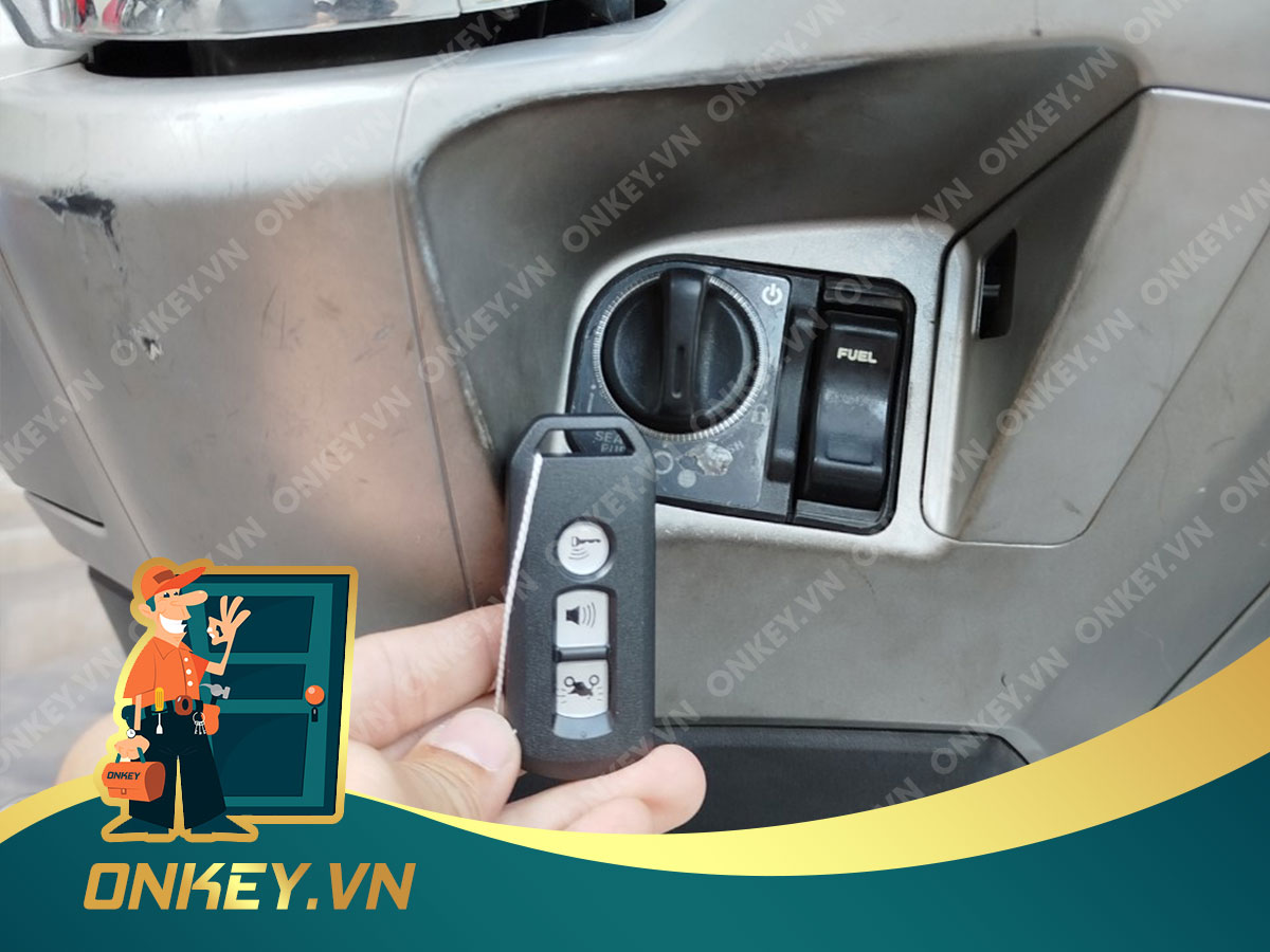 Làm chìa khoá Smartkey Honda PCX