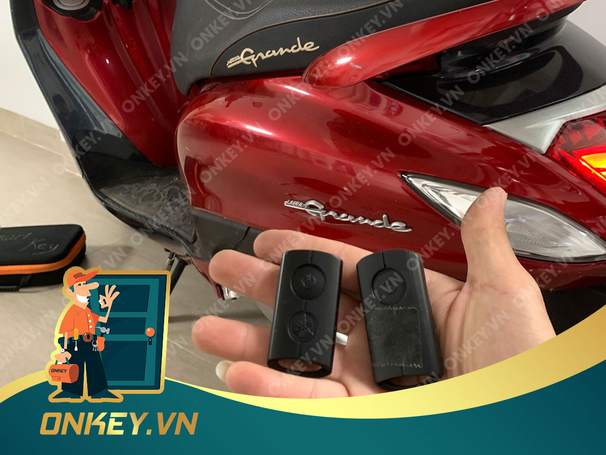 Làm chìa khoá smartkey Yamaha Grande