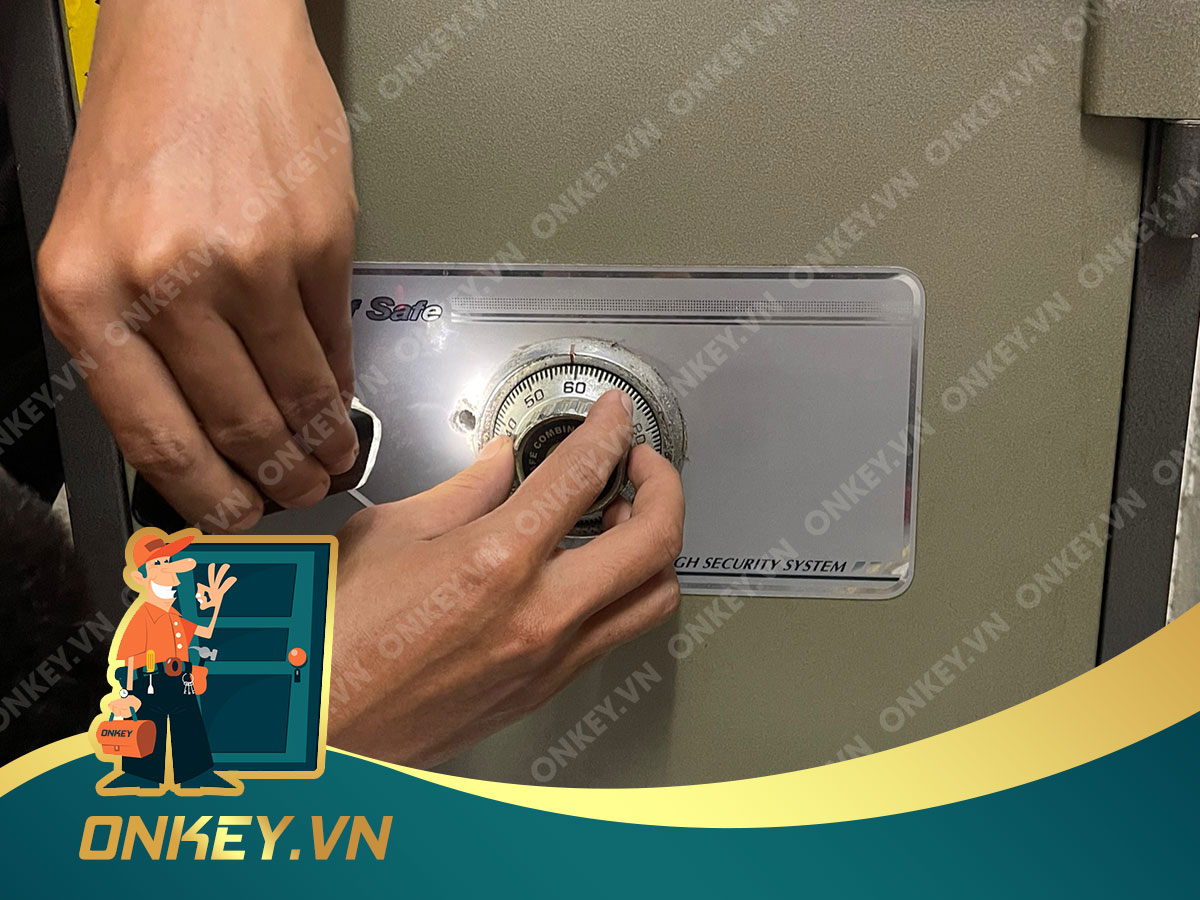 Mở khoá két sắt quên mã