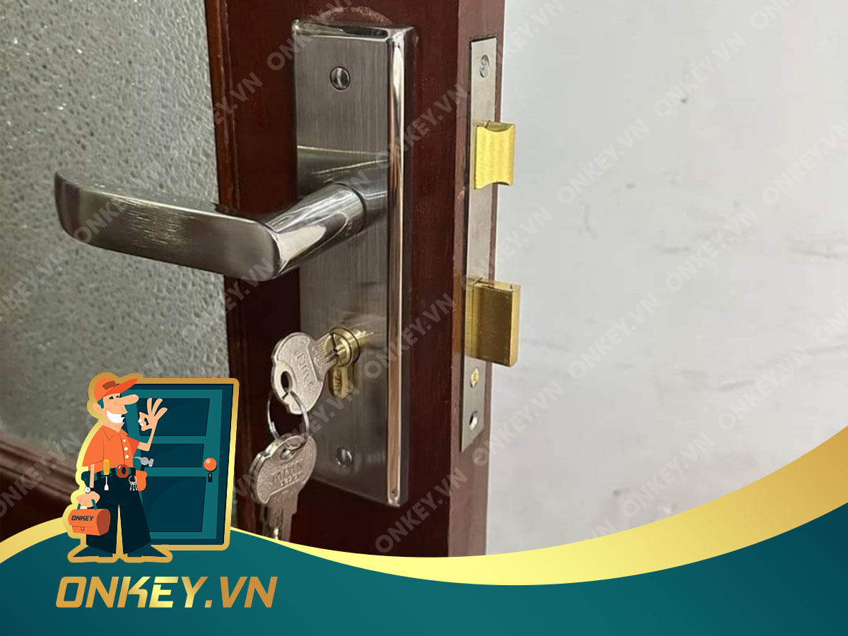 Dịch vụ mở khóa cửa tại nhà liên hệ 0933.898.890