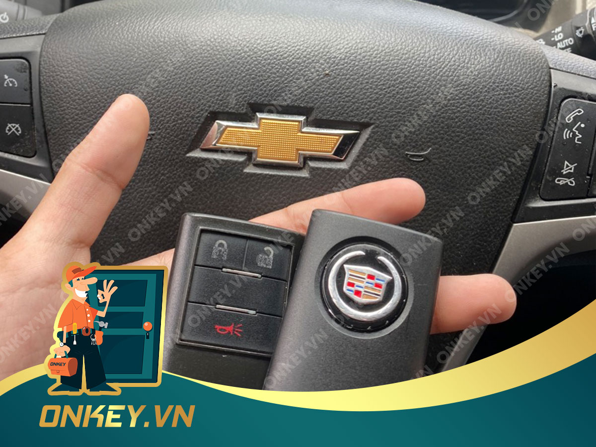 Mở khoá xe ô tô liên hệ 0933.898.890