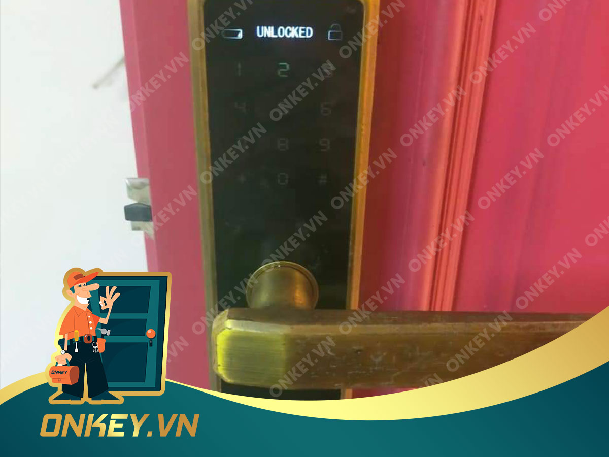 Thợ mở khoá cửa gỗ liên hệ 0933.898.890