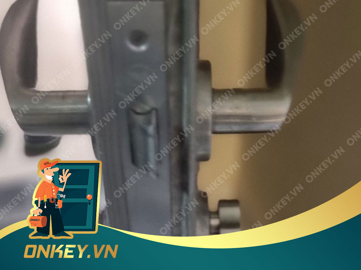 Thợ phá khoá liên hệ 0933.898.890